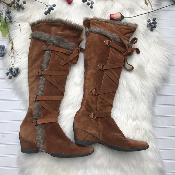 Genuine Suede Vintage Suede Boots - Picture 1 of 8